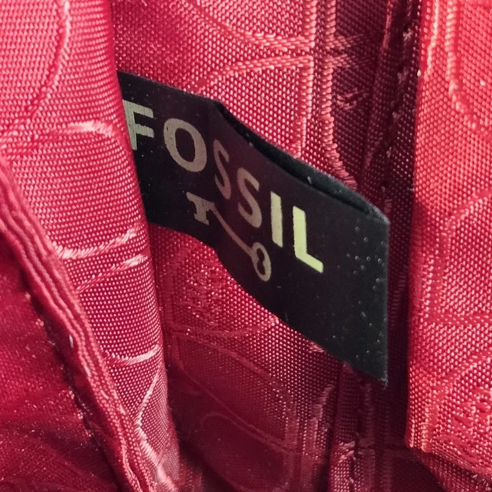 Vtg 90s Y2K FOSSIL Crossbody Bag Pebbled Leather Red Boho Zip Around EXCELLENT